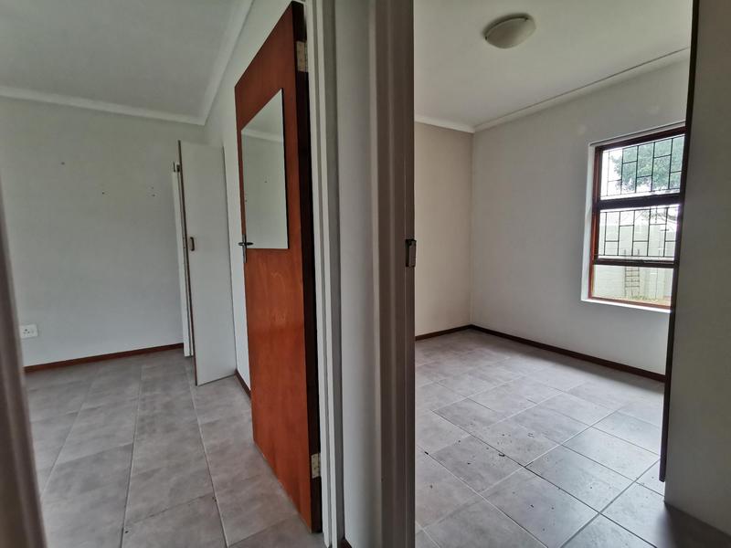 To Let 3 Bedroom Property for Rent in Strand Western Cape